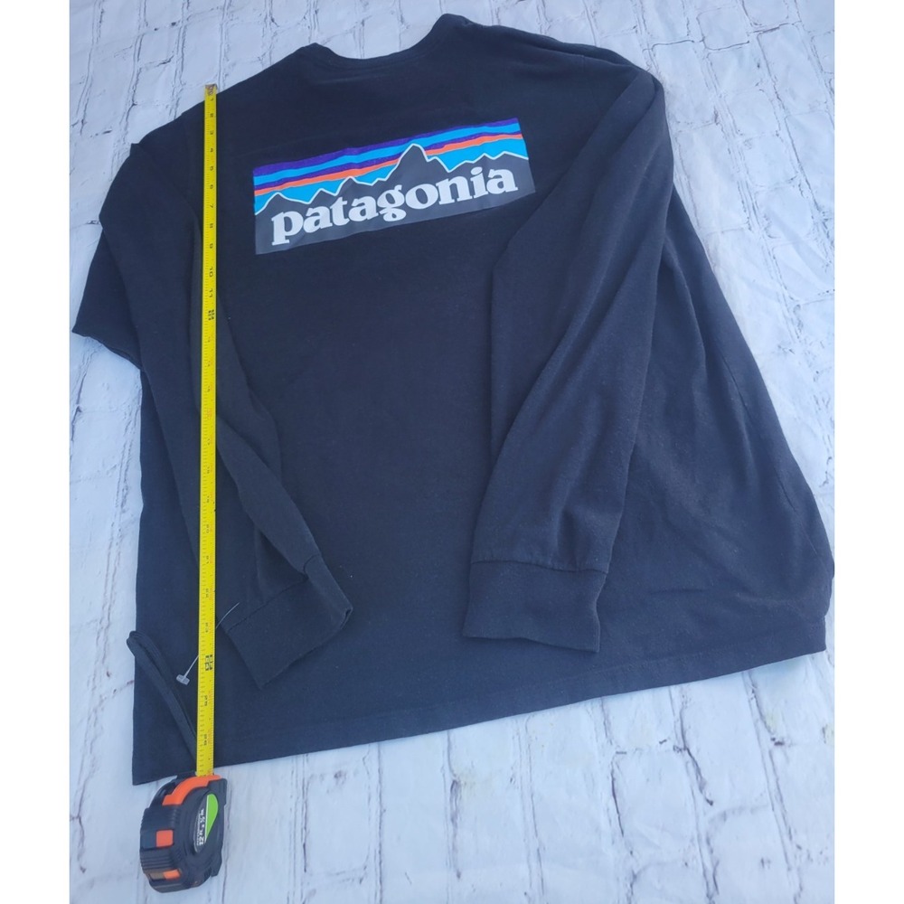 Patagonia Mens P-6 Logo Long Sleeve T-Shirt Black Cotton Blend Crewneck Large